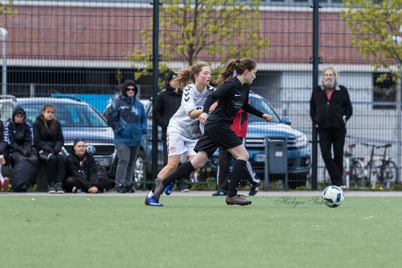 Bild 106 - B-Juniorinnen St.Pauli - C-Juniorinnen SV Steinhorst : Ergebnis: 1:2